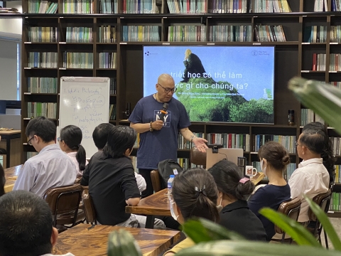 INTERNAL TALK 23 - WHAT CAN PHILOSOPHY DO FOR US? - DƯƠNG NGỌC DŨNG - Feb 21st, 2022