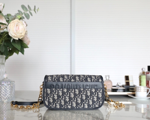 DIOR 30 MONTAIGNE AVENUE BAGBlue Dior Oblique Jacquard M9260UTZR