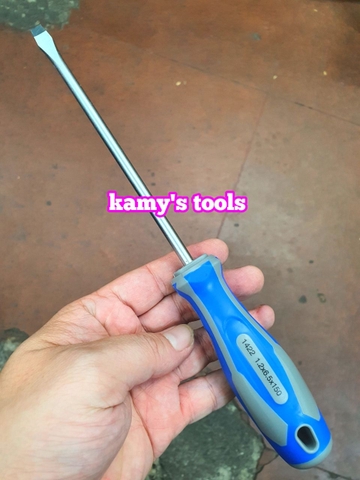 Tua vít dẹp cán cao su 6.5mm dài 150mm Kingtony model 14226506