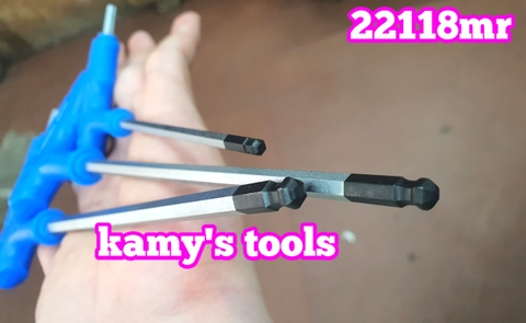 Bộ lục giác bi chữ T 8 chi tiết H2-H10 Kingtony model 22118MR có đế sắt