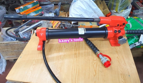 Bơm tay thủy lực CP-700 Modern 900cc dầu cao cấp