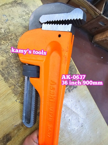 AK-0637 Mỏ lết răng cán bọc nhựa Asaki 36 inch 900mm kẹp ống tối đa 85mm