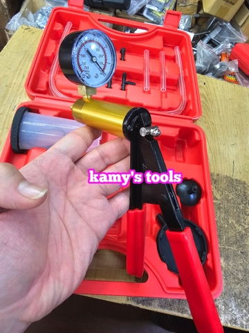 Bộ dụng cụ kiểm tra áp suất bơm chân không xả dầu phanh ô tô