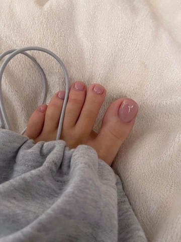 Nail Chân Màu Hồng Thạch: Bí Quyết Tạo Dáng Chân Thêm Đẹp