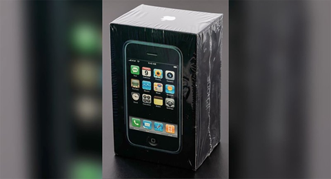 Chiếc iPhone được bán với giá gần 1.295 tỉ đồng?