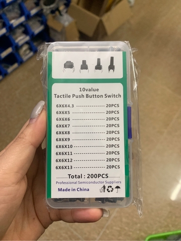 Combo nút / phím bấm 4 chân ( 10 loại mỗi loại 20c )