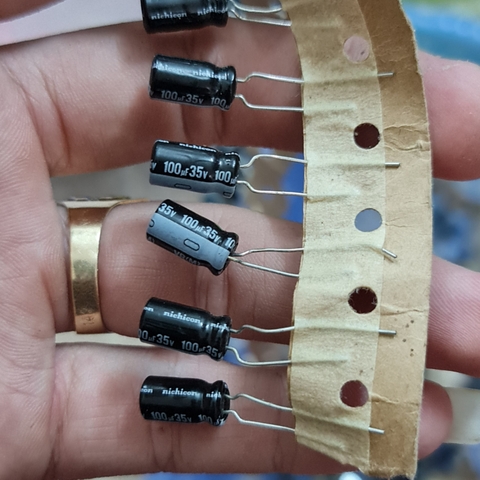 Tụ hóa 35V - 100UF Nichicon 6×11mm