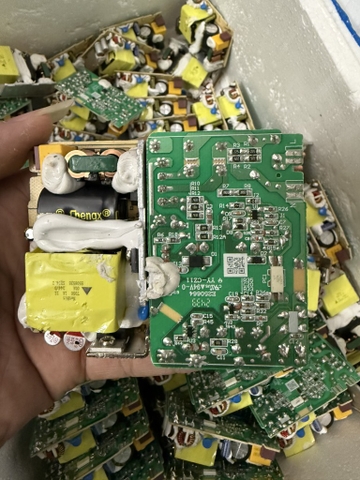 Nguồn không vỏ 12V -5A cũ