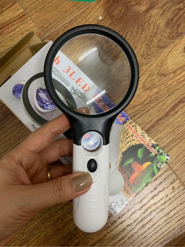 Kính Lúp Cầm Tay Phóng To Có Đèn ( Có 2 thấu kính 3X và 45X)