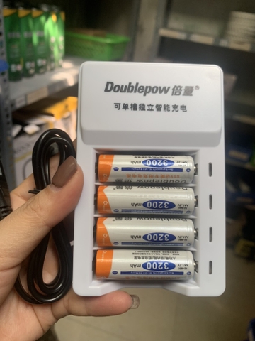 Combo Bộ sạc + 4 pin AA  Doublepow 3200mah chính hãng