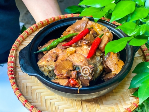 Cá trắm kho Nam Định - Nhớ món ngon của mẹ ăn cùng cơm trắng