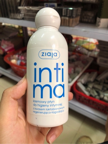 Dung dịch vệ sinh intima xanh nhạt