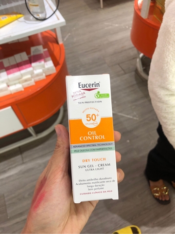 Kem Chống Nắng Eucerin