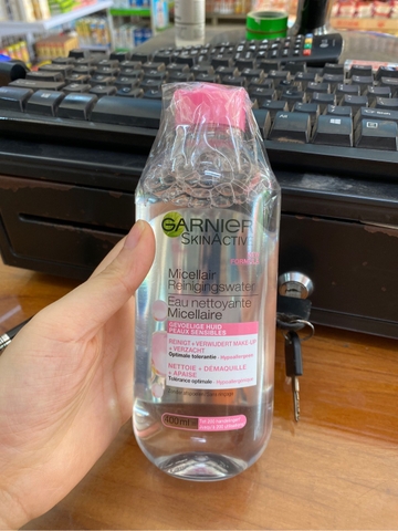 Tẩy trang garnier nắp hồng 400ml