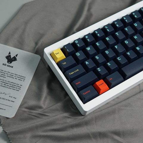 TET EWhite x GMK Metropolis