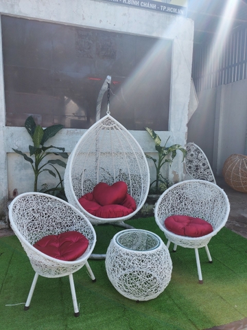 BỘ BÀN GHẾ + XÍCH ĐU NGOÀI TRỜI