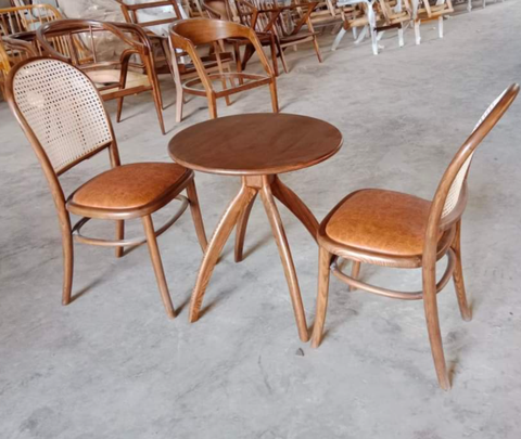 GHẾ GỖ THONET 811 TỰA UỐN - GAG46