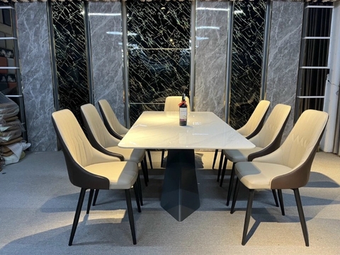 BÀN ĂN ĐẸP GIÁ RẺ MẶT ĐÁ CHÂN SẮT