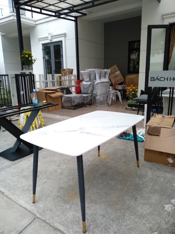 Bàn Ăn Mặt Đá Chân Sắt - BAMD56