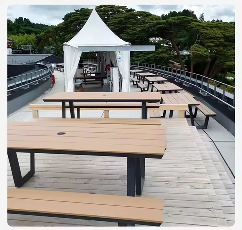 Bàn Ghế Gỗ Nhựa Ngoài Trời - BGN1