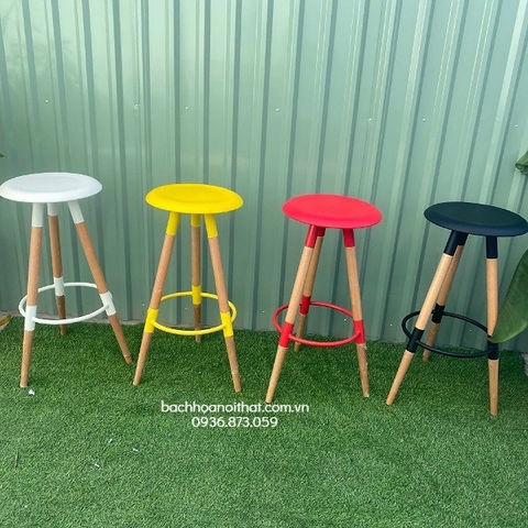 GHẾ BAR CAFE MẶT NHỰA CHÂN CHỤM GỖ - BAR8