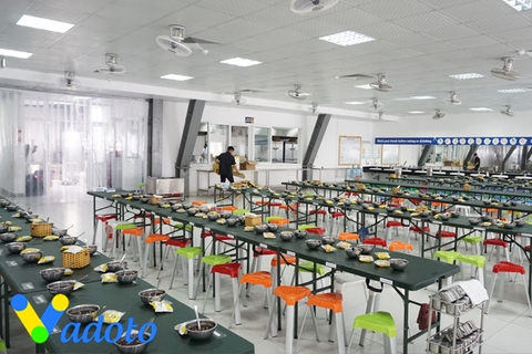 Cách trang trí bếp ăn một chiều trường mầm non