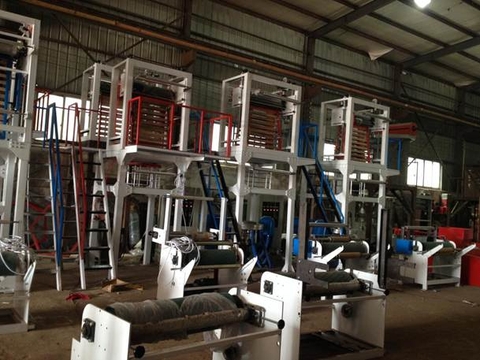 Máy thổi màng cắt túi pe khổ 600