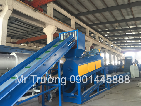 Day chuyền băm rửa chai PET 500kg/h