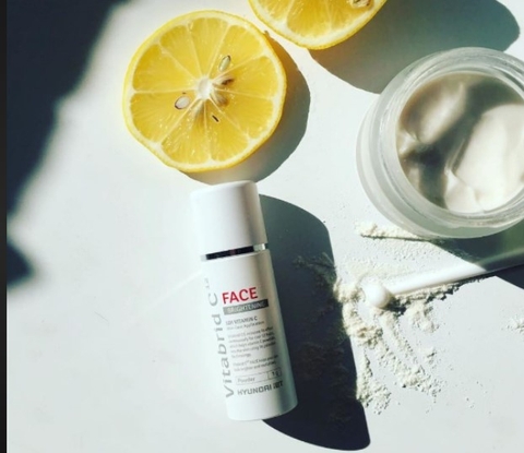 Da nhạy cảm có nên dùng Vitamin C