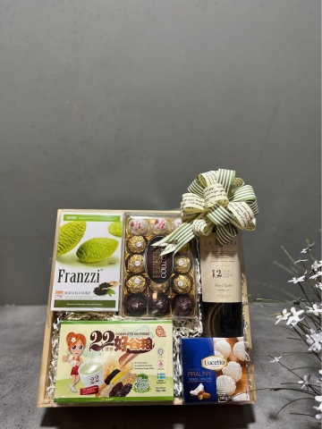 Set Quà Tình Bằng Hữu - 1 Người Nhận Quà, Cả Nhà Cùng Vui