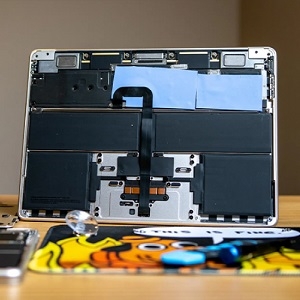 MacBook Air M2 có nâng cấp được Ram và ổ cứng không?