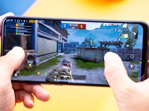 Mua Điện Thoại Pin Trâu Chơi Game Mượt Ở Đâu Tốt?