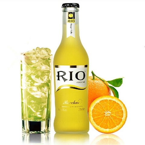 rio-cocktail-vi-vodka-trai-cay-3-8-275ml-cam-vodka