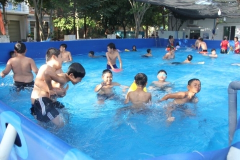 Bể bơi gia đình dài 1.3m đến 4.9m cao 0.8m