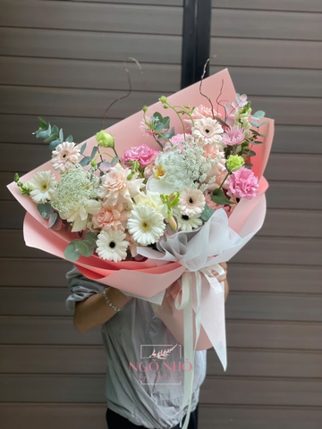 Bó Hoa Tông Hồng Pastel 700