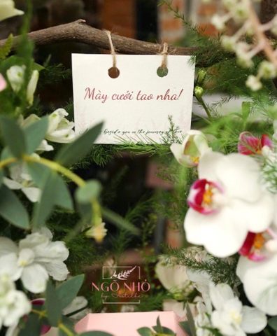 Hộp hoa tông hồng pastel