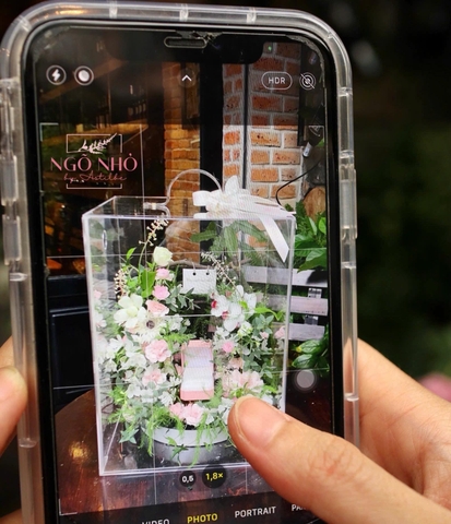 Hộp hoa tông hồng pastel