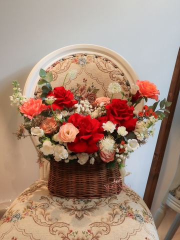 Giỏ Hoa Tone Đỏ 023