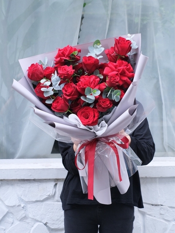 Bó Hoa Tone Đỏ 008 - Hồng Đỏ Ecuador Đà Lạt