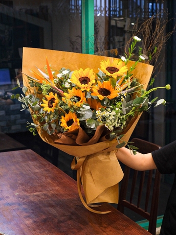 Bó hoa Hướng Dương Giấy Kraft 823