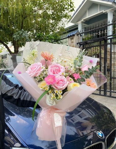 Bó hoa hồng kem cồ, hồng Victory