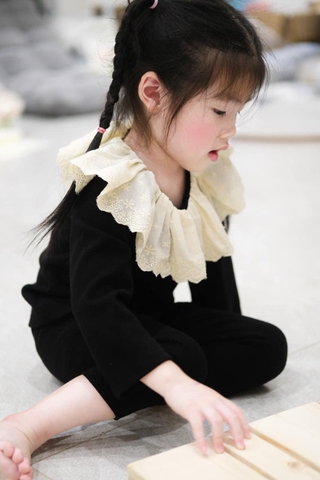 Setkid06-Set áo len cotton mỏng cổ bèo 3 màu cho bé gái