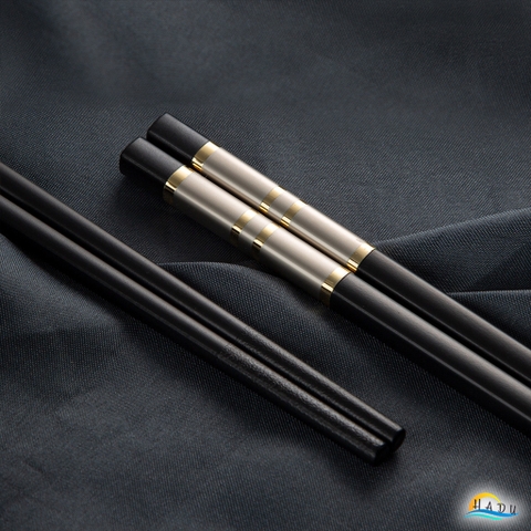 Bộ 10 Đôi Đũa Sợi Thủy Tinh HADU Chống Trơn, Chống Mốc, Màu Đen Bạc, Dài 27.3cm