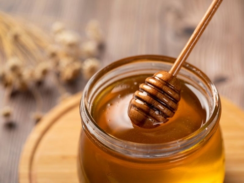 Mật Ong Hoa Cà Phê là gì? Lợi ít và những điều lưu ý khi sử dụng mật ong hoa cà phê.