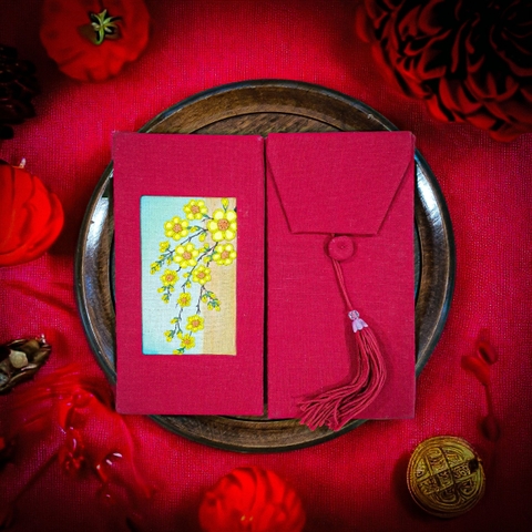 Bao lì vải thêu tay mix vẽ tay (handmade embroidery mix with handmade painting - hongbao)
