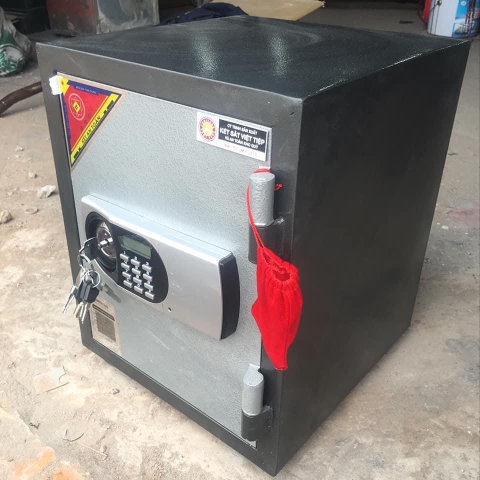 Két sắt Việt Tiệp