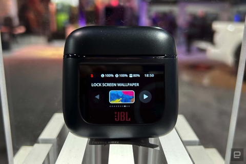 Đánh giá chi tiết JBL Tour Pro 2: Chào mừng đến với kỷ nguyên Case thông minh