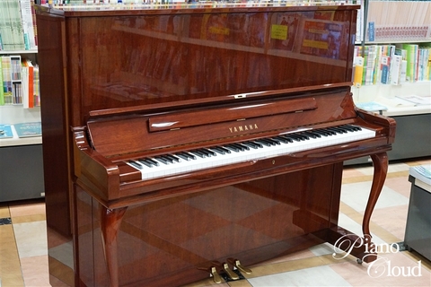 piano Yamaha U1E