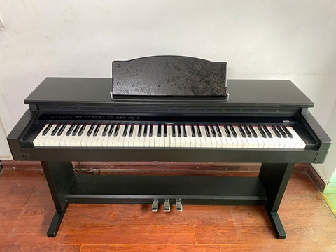 Piano điện Roland HP2700