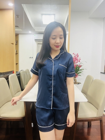 Bộ Pijama lụa Emma quần đùi